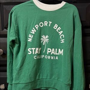 Women’s sweatshirt size small